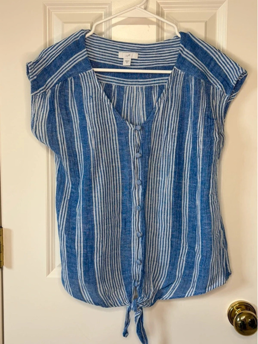 J.Jill Blue and White Pinstriped top with Front Tie size can